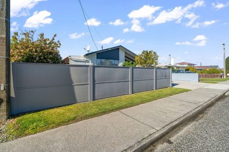 Photo of property in 86 Robertson Street, Gore, 9710