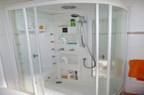 Photo of property in 10 Freyja Crescent, Coopers Beach, 0420