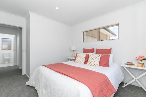 Photo of property in 2 Whakapono Avenue, Baverstock, Hamilton, 3200