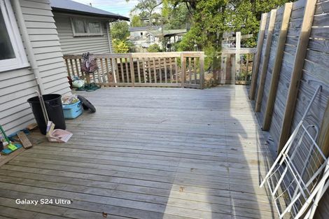 Photo of property in 99 Hendry Avenue, Hillsborough, Auckland, 1042