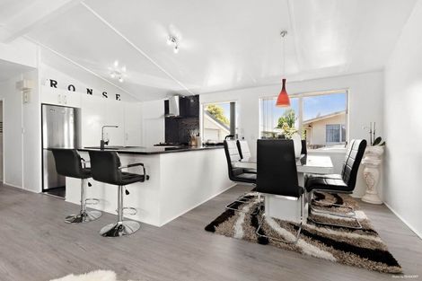 Photo of property in 22 Clover Drive, Henderson, Auckland, 0610