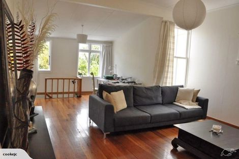 Photo of property in 23 Moir Street, Mount Victoria, Wellington, 6011