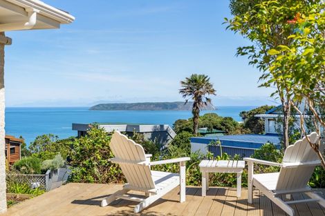Photo of property in 30a The Track, Plimmerton, Porirua, 5026