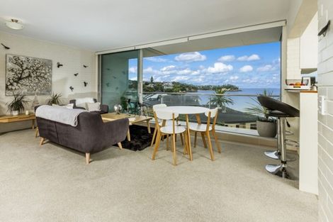 Photo of property in Seaview Apartments, 12/64 Milford Road, Milford, Auckland, 0620