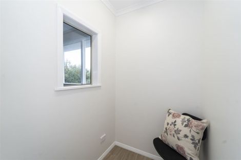 Photo of property in 190 High Street South, Carterton, 5713