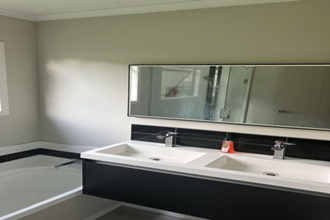 Photo of property in 72 Hurunui Lane, Kinloch, Taupo, 3377