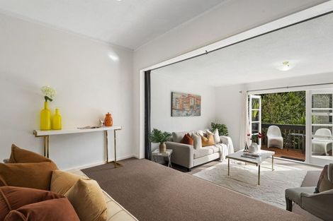 Photo of property in 1/23a Cliff Road, Torbay, Auckland, 0630