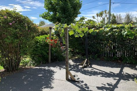 Photo of property in 1/14 North Avon Road, Richmond, Christchurch, 8013