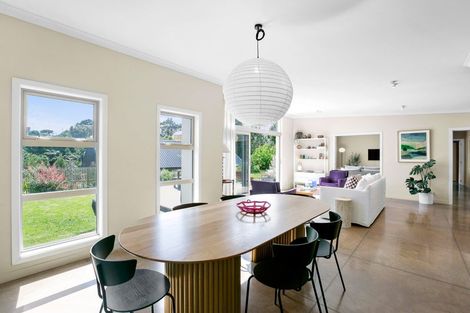 Photo of property in 1185d South Road, Oakura, 4314