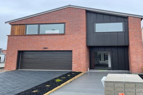 Photo of property in 2 Jagoda Road, Westgate, Auckland, 0614