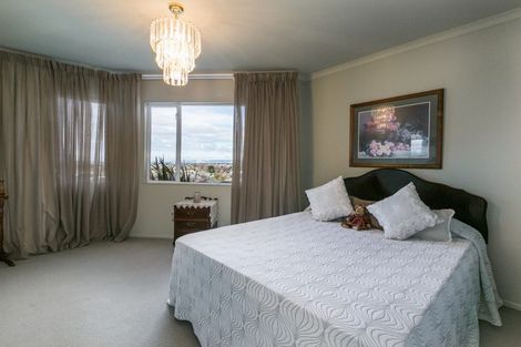 Photo of property in 24a Havelock Road, Hospital Hill, Napier, 4110