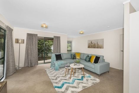 Photo of property in 9c John F Kennedy Place, Glen Eden, Auckland, 0602