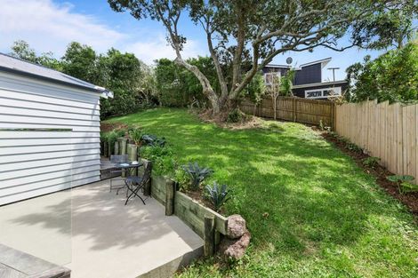 Photo of property in 5 Whale Cove, Stanmore Bay, Whangaparaoa, 0932
