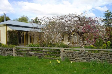 Photo of property in Tuhitarata Homestead, 2337 Kahutara Road, Pirinoa, Featherston, 5772