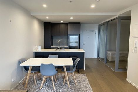 Photo of property in 205/9 Madeira Lane, Grafton, Auckland, 1023