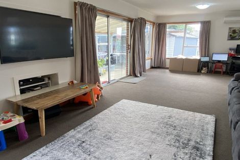 Photo of property in 19 Dunstan Crescent, Hornby, Christchurch, 8042