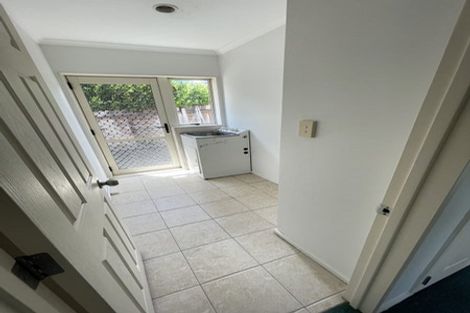 Photo of property in 7 Nier Place, East Tamaki Heights, Auckland, 2016