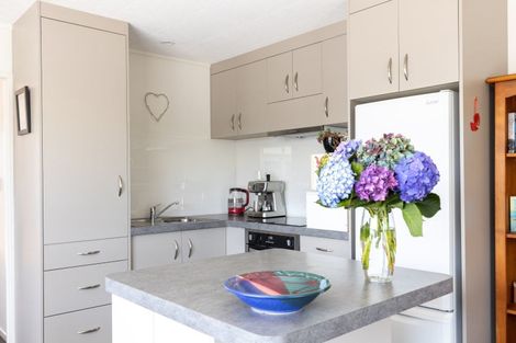 Photo of property in 1279 Egmont Road, Egmont Village, New Plymouth, 4372