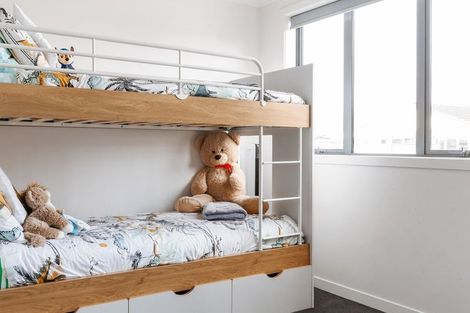 Photo of property in Waterview Estate, 5/4 Greystone Place, Omokoroa, 3114