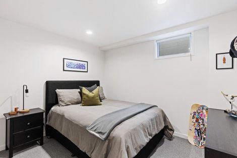 Photo of property in Weekeston Apartments, 2 Nobs Line, Strandon, New Plymouth, 4312
