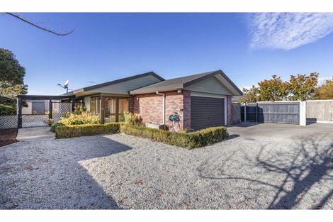 Photo of property in 154 West Belt, Rangiora, 7400