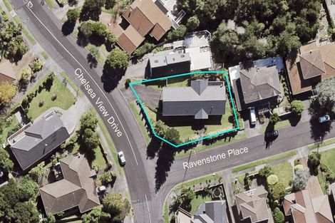 Photo of property in 2 Ravenstone Place, Chatswood, Auckland, 0626