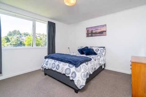 Photo of property in 18 Pioneer Crescent, Helensburgh, Dunedin, 9010