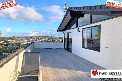 Photo of property in 18 Sumich Place, West Harbour, Auckland, 0618