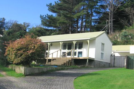 Photo of property in 4 Spruce Grove, Ranui, Porirua, 5024