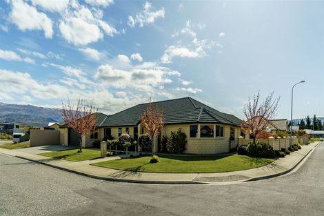 Photo of property in 10 Larch Crescent, Alexandra, 9320