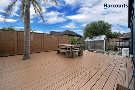 Photo of property in 28 Franshell Crescent, East Tamaki, Auckland, 2013