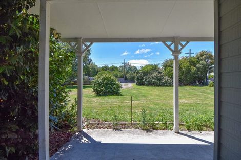 Photo of property in 24 Moreton Road, Carterton, 5713