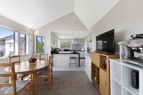 Photo of property in 1/60 Penzance Road, Mairangi Bay, Auckland, 0630