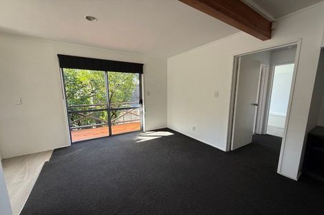 Photo of property in 1/22 Valecrest Place, Bayview, Auckland, 0629