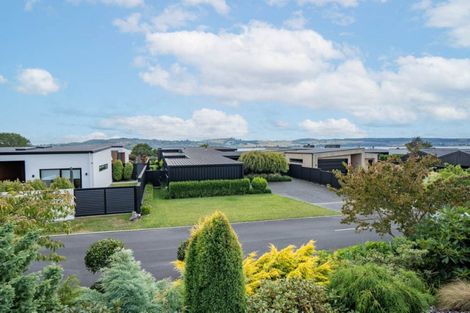 Photo of property in 8 Karapoto Lane, Rainbow Point, Taupo, 3330
