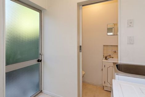 Photo of property in 2/49 Seabrook Avenue, New Lynn, Auckland, 0600