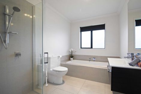 Photo of property in 39 Kendallvale Drive, Waiuku, 2123