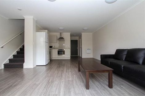 Photo of property in 33 Chiefs Court, Hamilton East, Hamilton, 3216