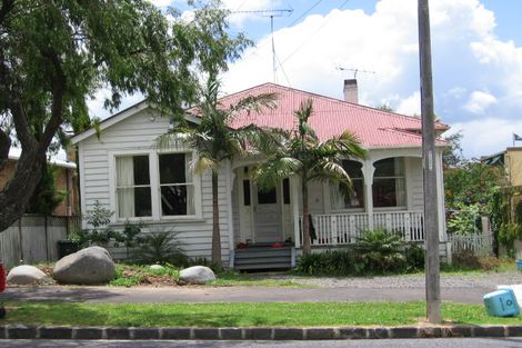 Photo of property in 33 Sackville Street, Grey Lynn, Auckland, 1021