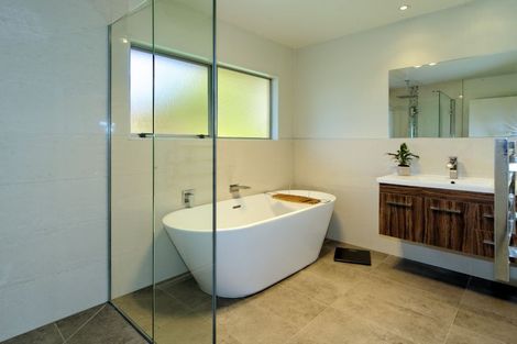 Photo of property in 2/49 Seabrook Avenue, New Lynn, Auckland, 0600