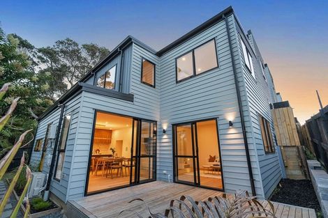 Photo of property in 41d Sunnynook Road, Forrest Hill, Auckland, 0620