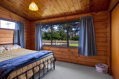 Photo of property in 1 Domett Street, Opunake, 4616