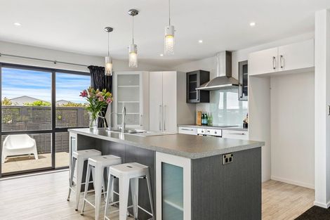 Photo of property in 23 Pegasus Main Street, Pegasus, 7612