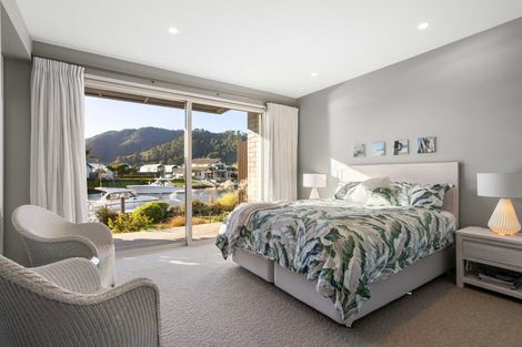 Photo of property in 140 Waterways Parade, Pauanui, Hikuai, 3579