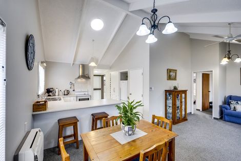 Photo of property in 4/35 Georges Drive, Napier South, Napier, 4110