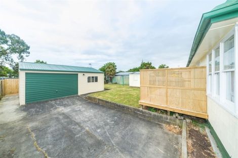 Photo of property in 15 Cardiff Street, Awapuni, Palmerston North, 4412