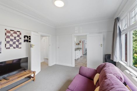 Photo of property in 31 Beach Street, Saint Clair, Dunedin, 9012