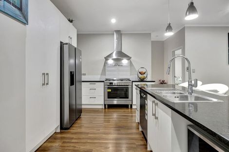 Photo of property in 10 Teaview Court, Huntington, Hamilton, 3210