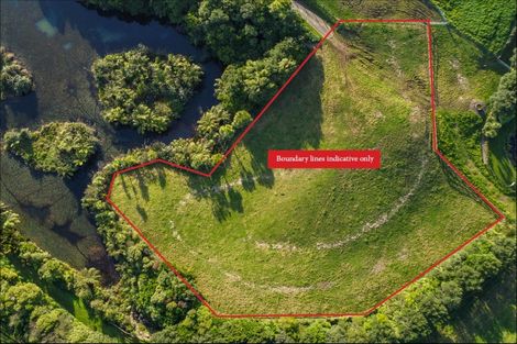 Photo of property in 8 Washer Road, Omata, New Plymouth, 4374