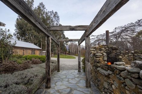 Photo of property in 25 Mooney Road, Speargrass Flat, Queenstown, 9371